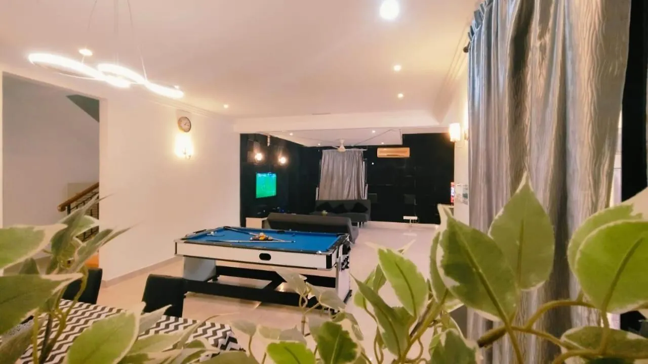 Trendy Private Pool Villa - Airloft , Pool , Ps4 - 2 Mins To The Beach Бату-Ферринги Малайзия